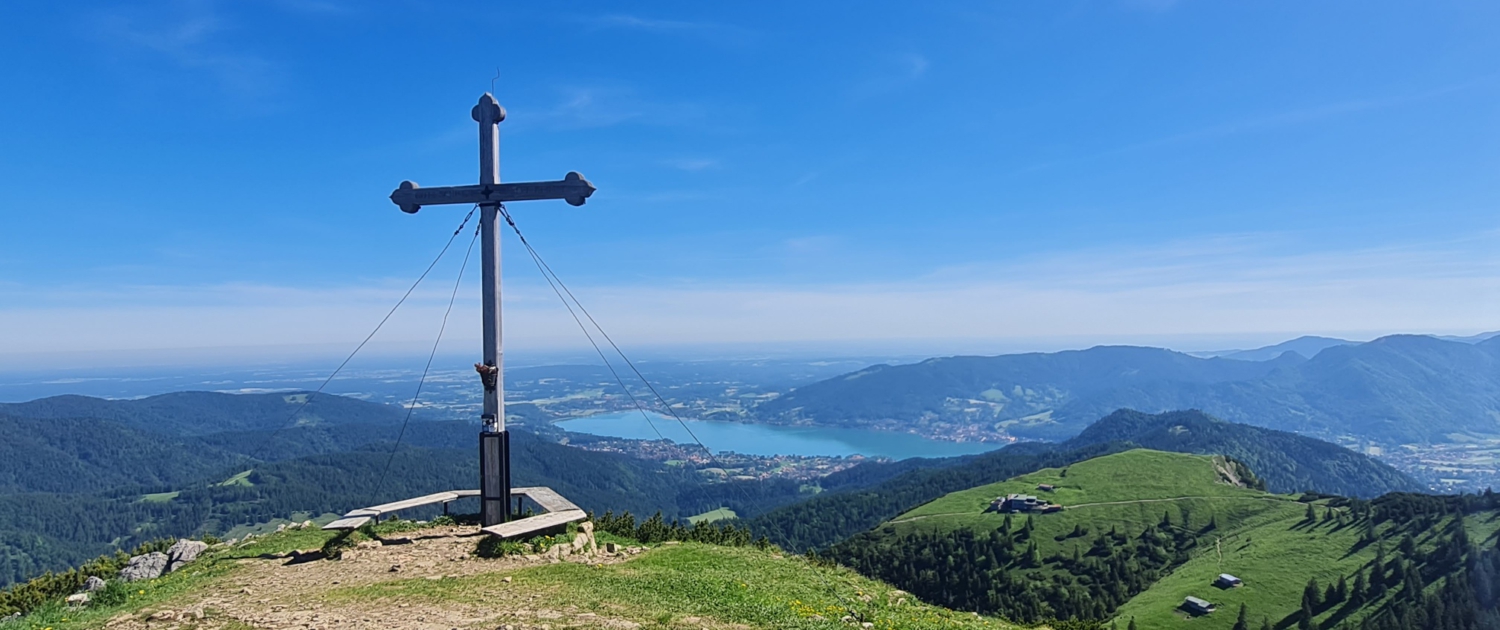 Wanderung auf den Hirschberg - Gipfelblick nach Norden