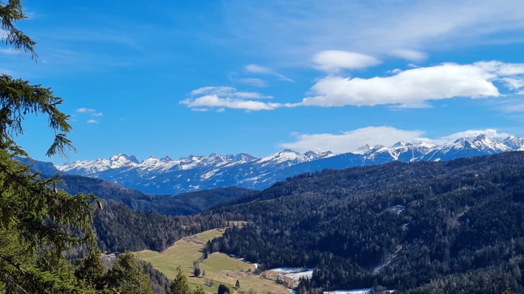 Wanderung Cisloner Alm - Rückweg Truden, Blick nach Osten