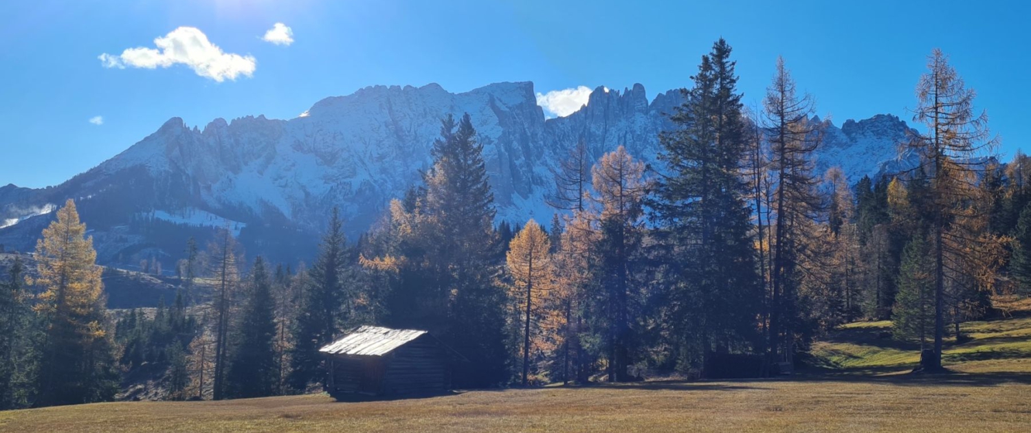 Wanderung Karersee: Blick auf Latemar